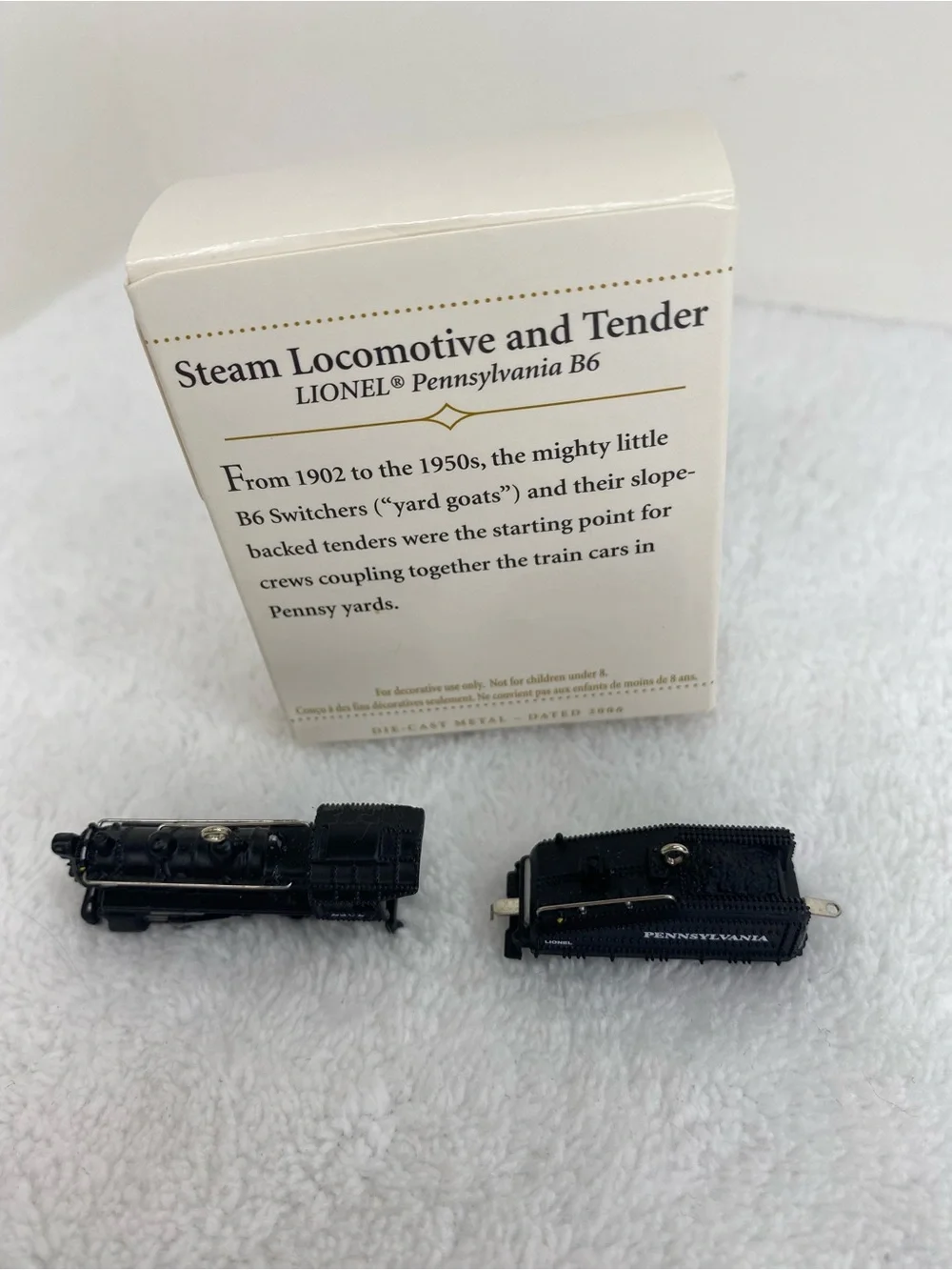 Hallmark Keepsake 2006 Steam Locomotive & Tender Lionel Pennsylvania B6 Ornament